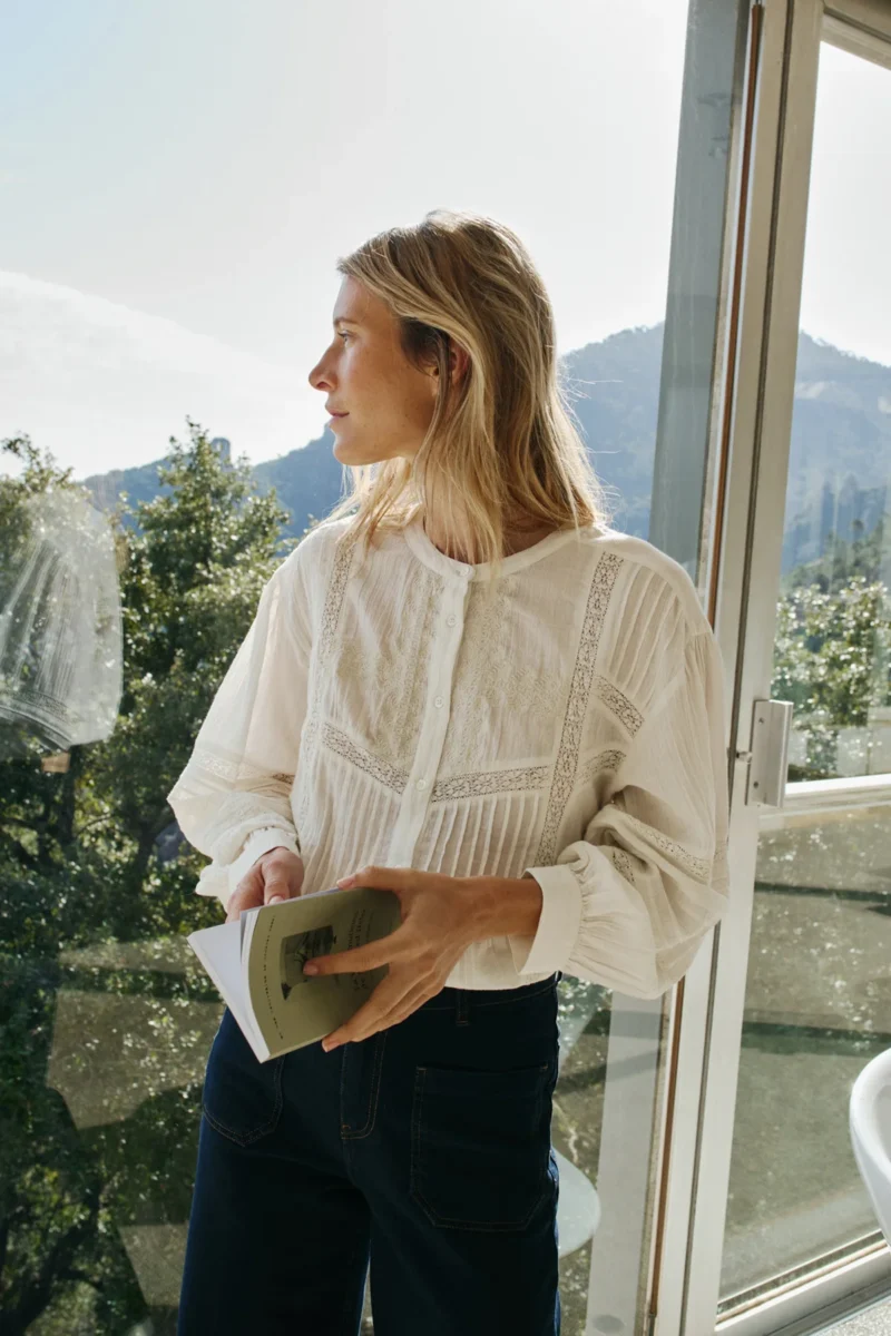 CAMICIA COREANA CON RICAMO - INDI & COLD - immagine 3