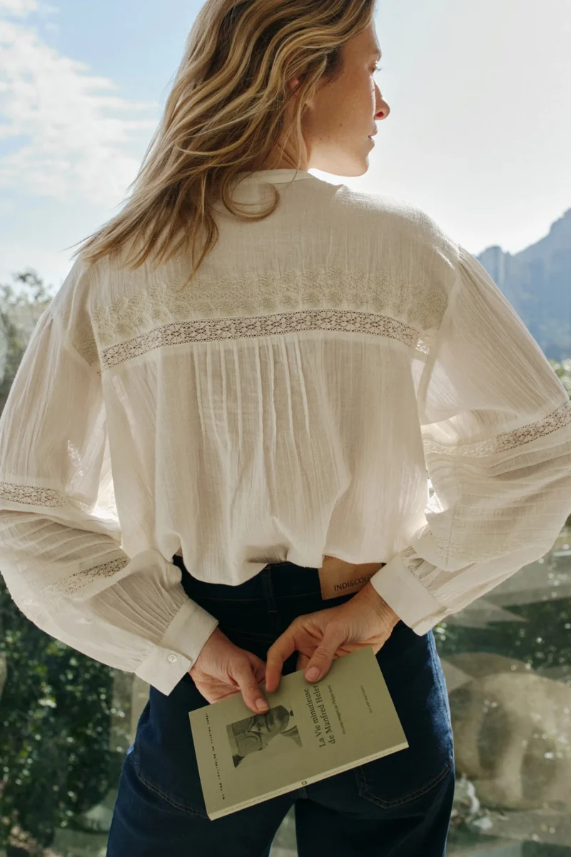 CAMICIA COREANA CON RICAMO - INDI & COLD - immagine 4