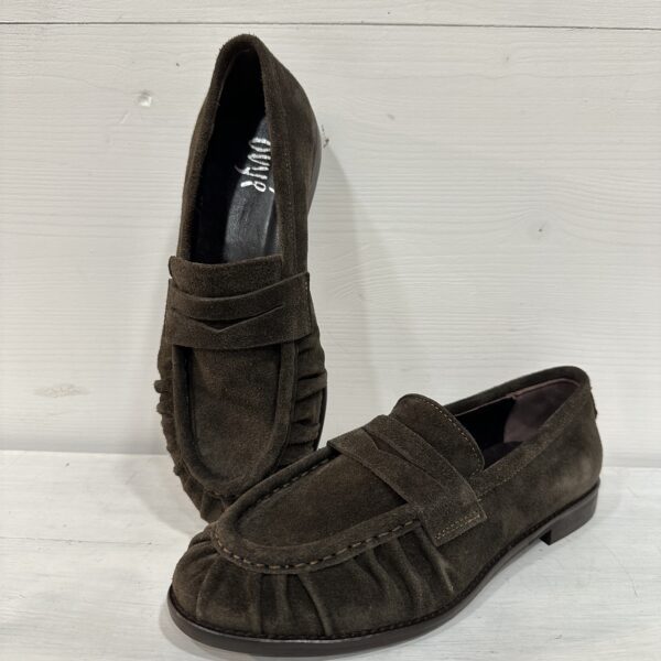 Mocassino da donna in camoscio moro OVYE'