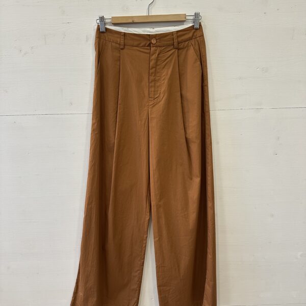 Pantaloni larghi con pences in cotone leggero - Yerse